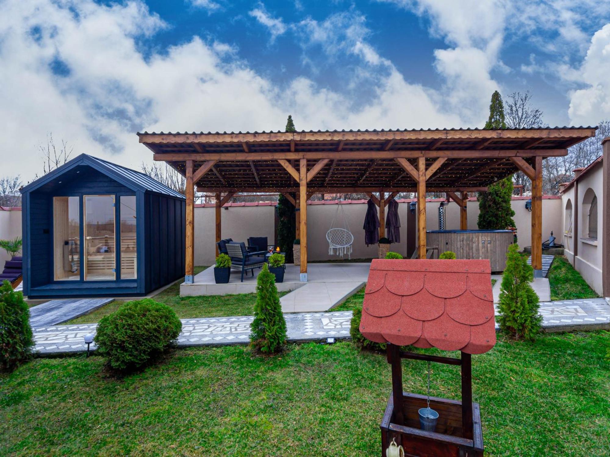 Pensiunea Adrian Novaci-Straini Exterior photo